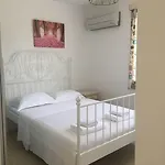 Defne Ev אלאקאטי