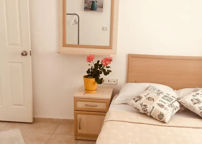 Defne Ev Hotel Alaçatı